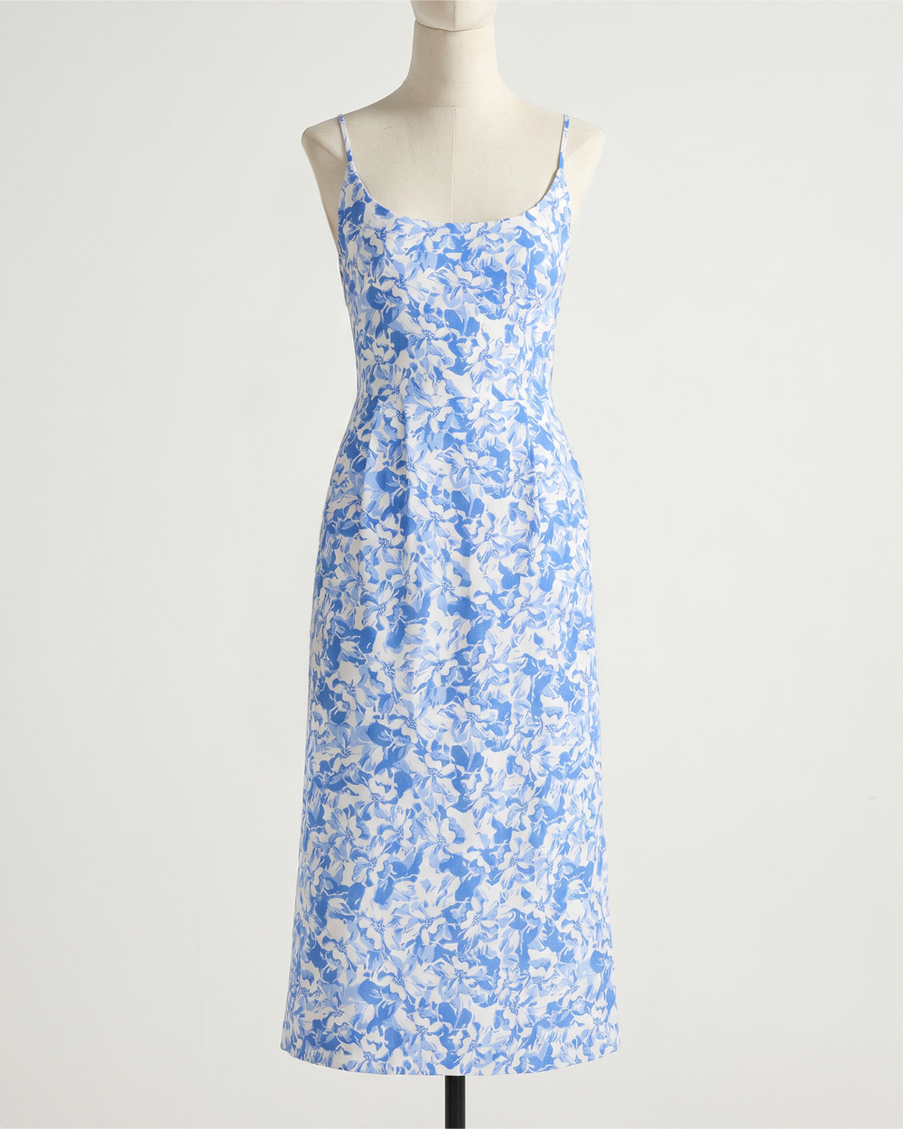 100% European Linen Scoop Neck Midi Dress